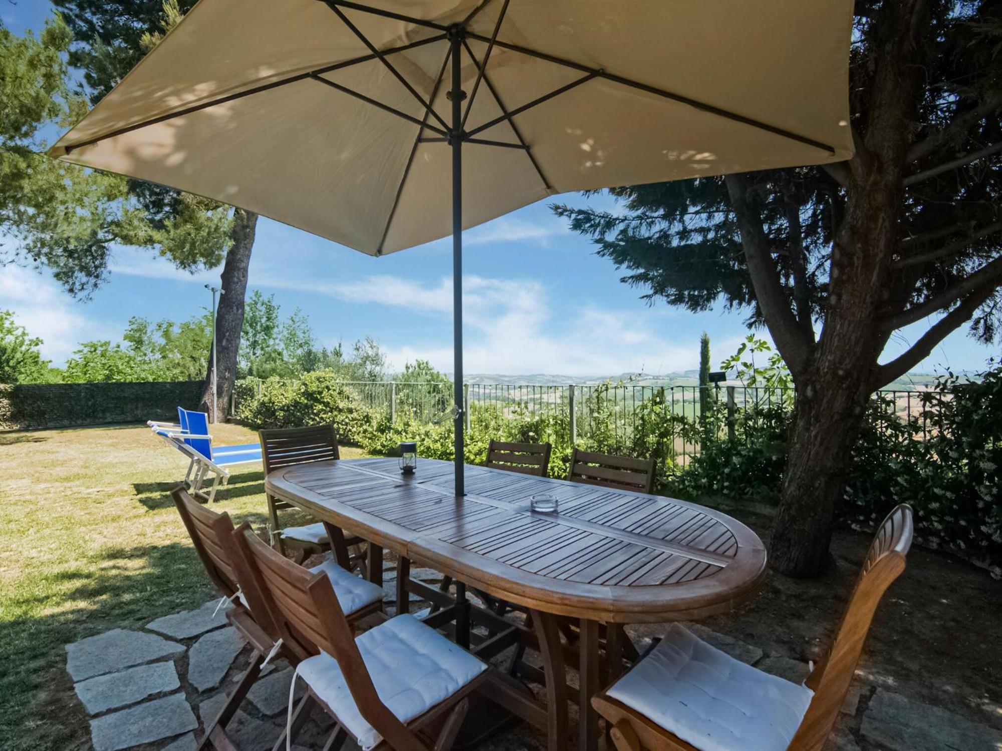Stunning Apartment In Mombaroccio Near Metauro River Экстерьер фото